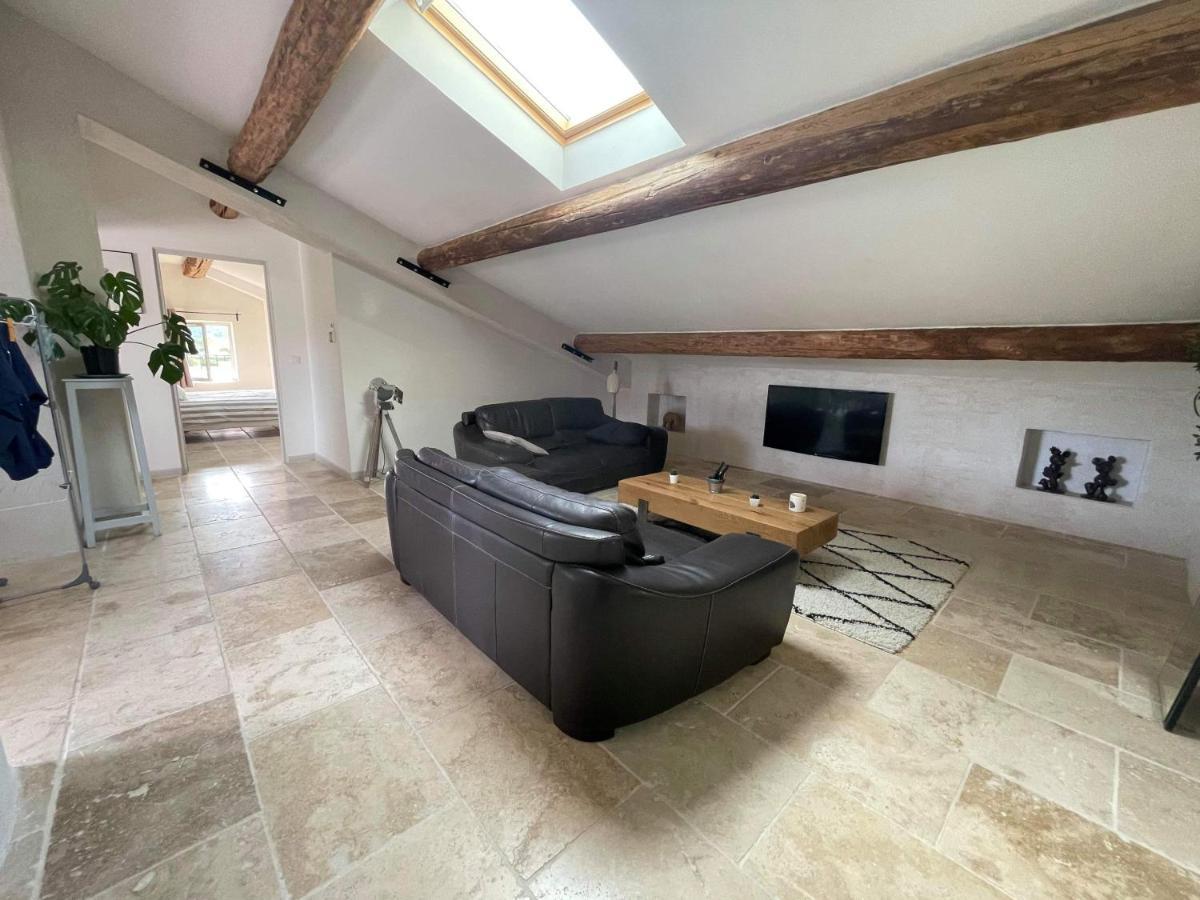 Appartement de charme Sud Luberon classé 4 étoiles Puyvert Exterior foto